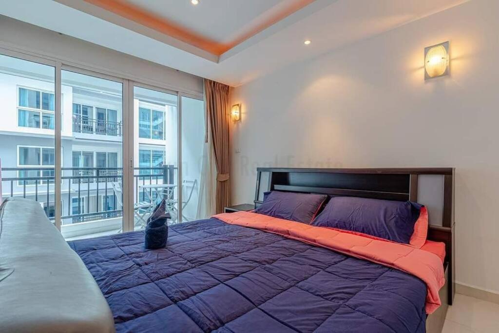 Avenue Residence C5 Pattaya Esterno foto